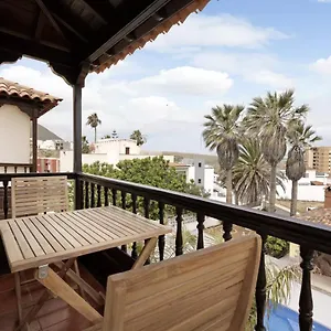 https://graciosa-sunset-apartment.in-canary-islands.com