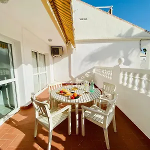 https://apartamento-con-piscina-en-las-rosas-de-capistrano.es-andalucia.com